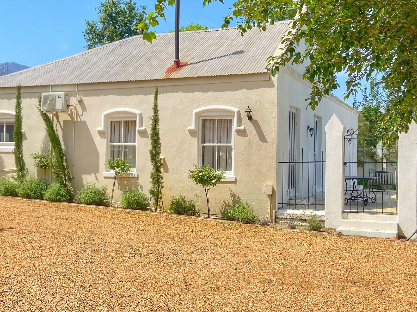 2 Bedroom Property for Sale in Franschhoek Western Cape